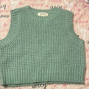 Jessica Simpson Green Sleeveless Knit Sweater